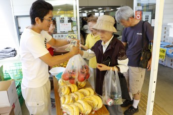 農産物の特売